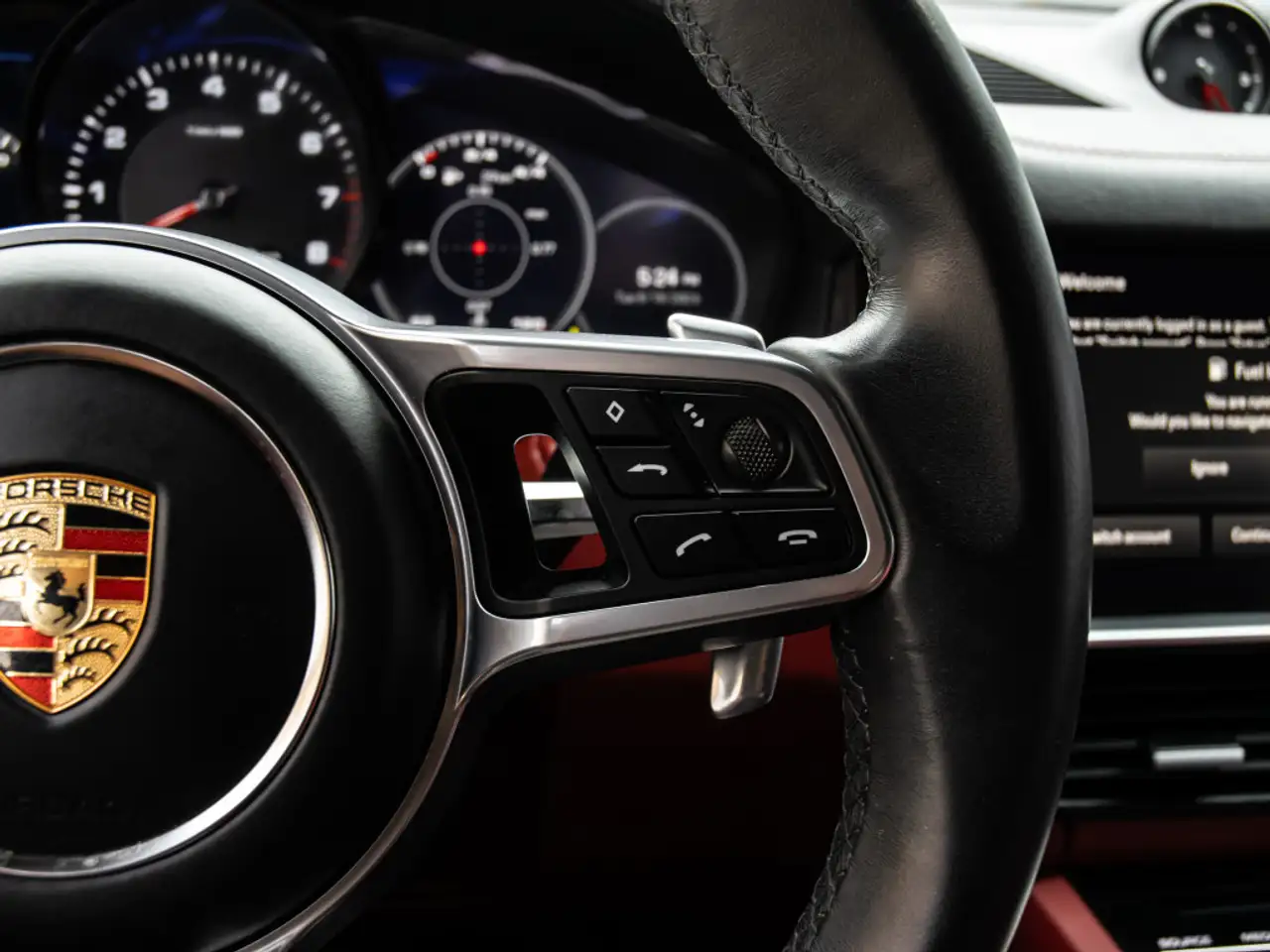 Porsche Cayenne - Image 17