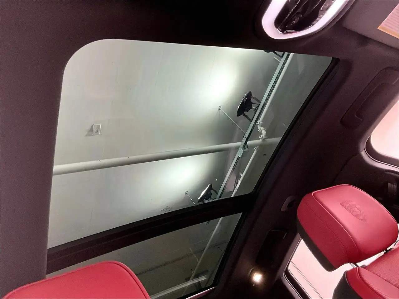Porsche Macan - Image 28