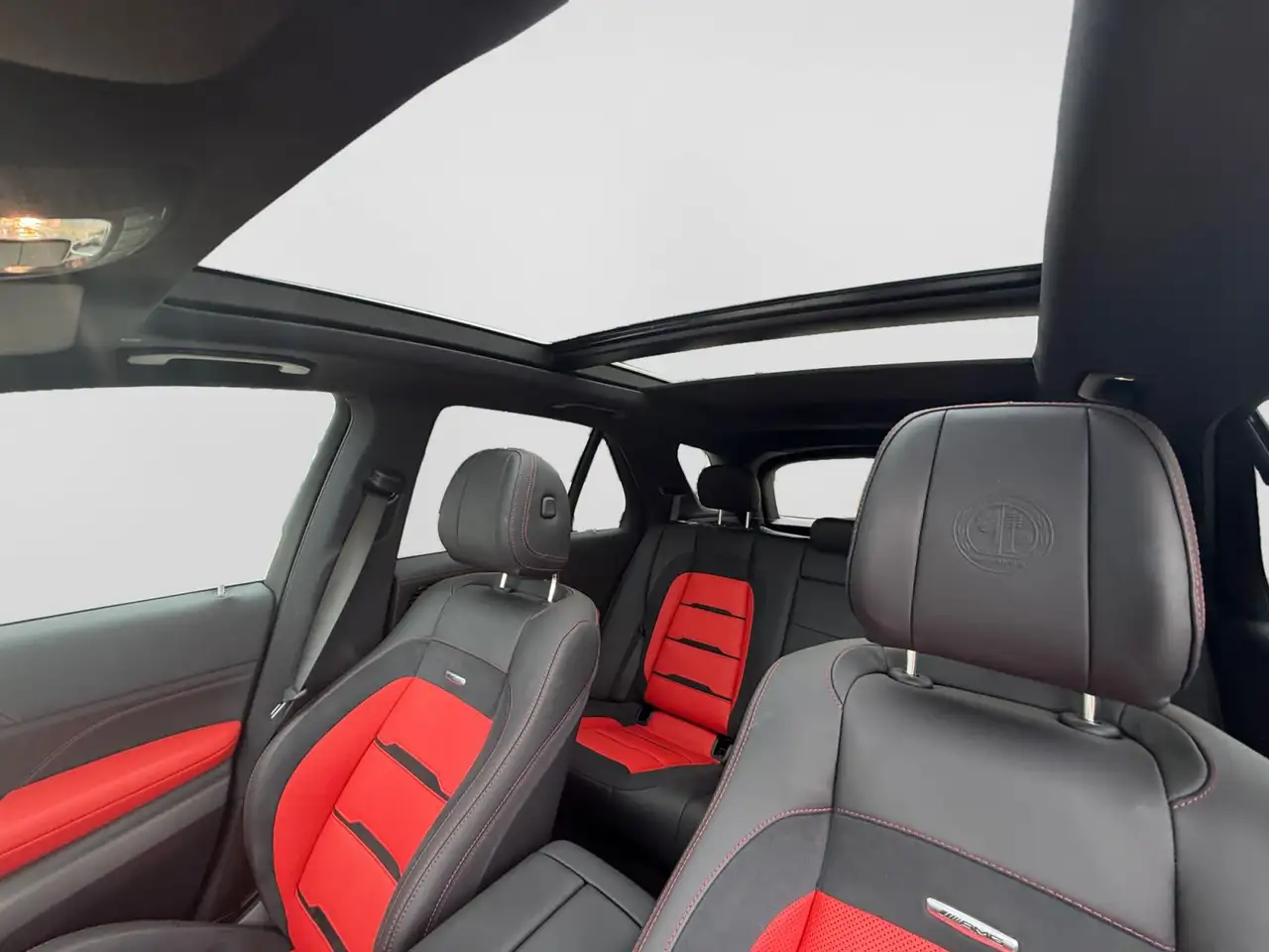 Mercedes-Benz GLE - Image 12
