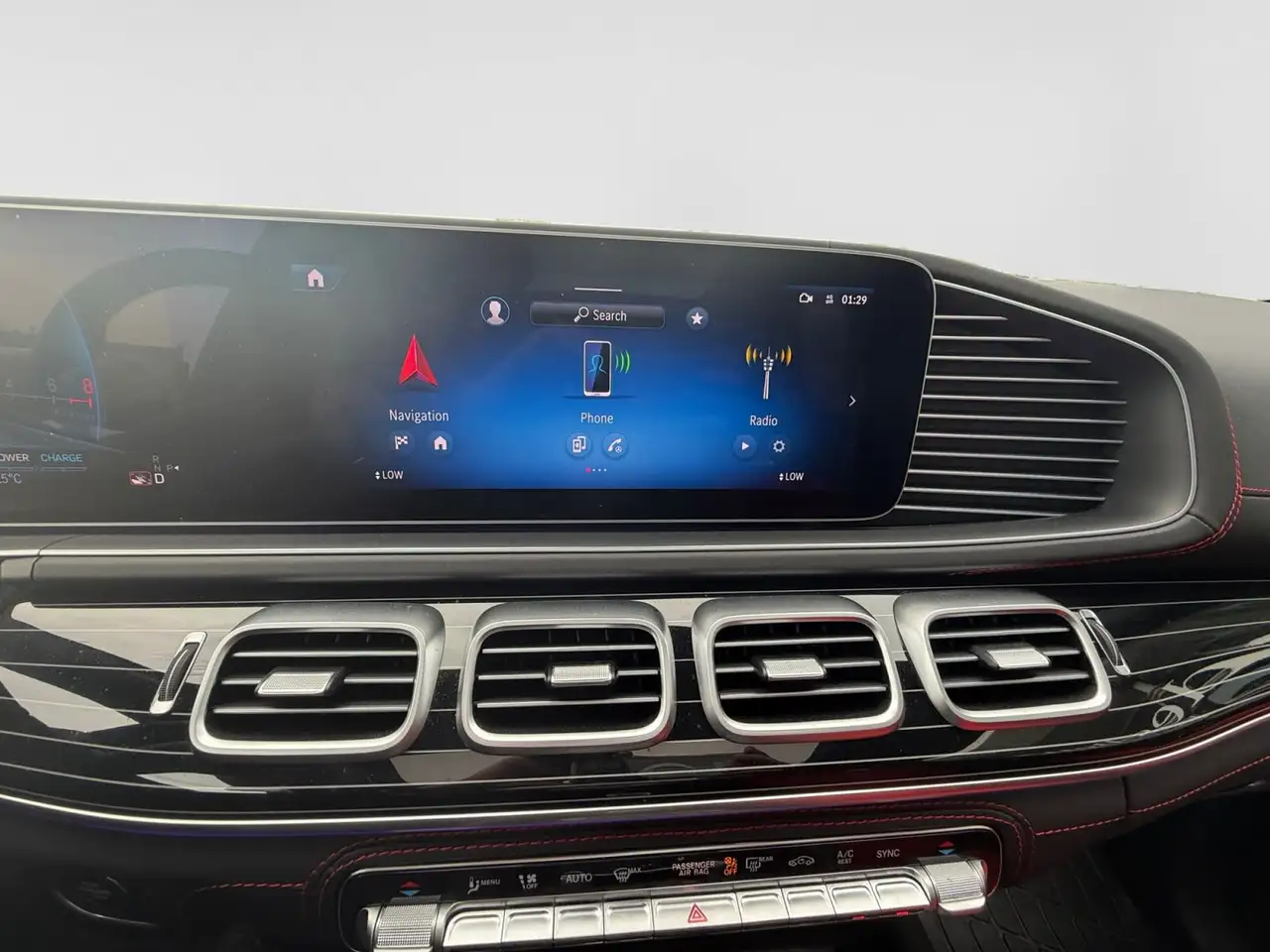 Mercedes-Benz GLE - Image 15