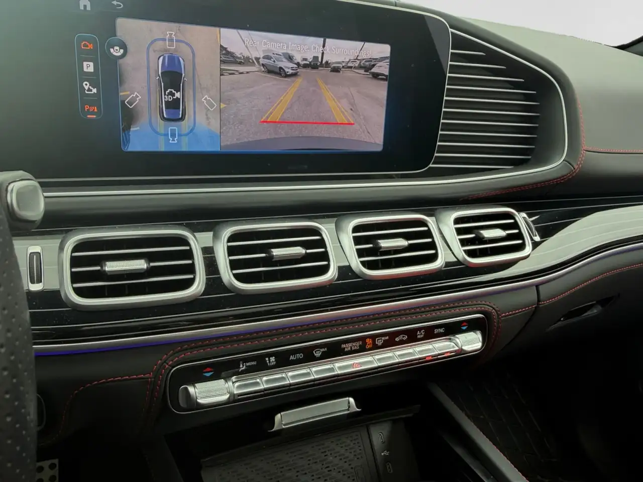 Mercedes-Benz GLE - Image 17