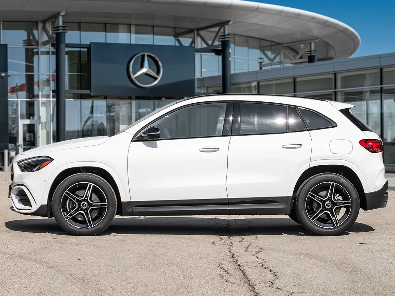 Mercedes-Benz GLA - Image 3