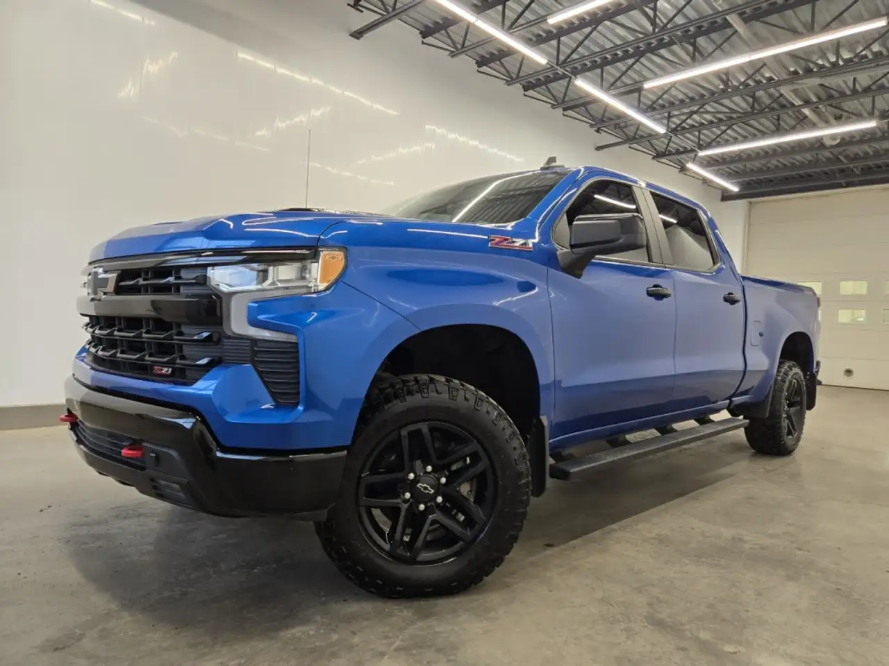 Chevrolet Silverado 1500 - Image 1