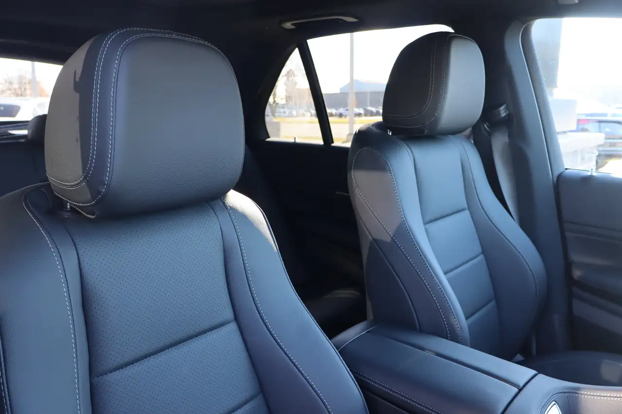 Mercedes-Benz GLE - Image 29