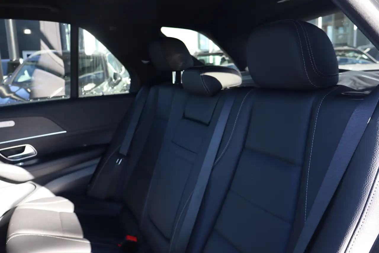 Mercedes-Benz GLE - Image 19