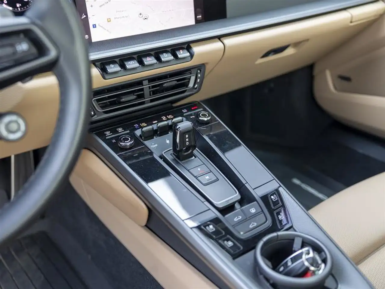 Porsche 911 - Image 27