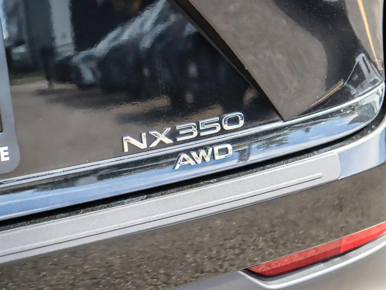 Lexus NX - Image 24