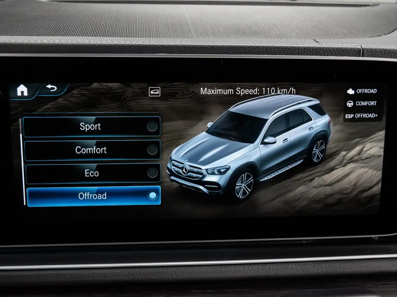 Mercedes-Benz GLE - Image 30