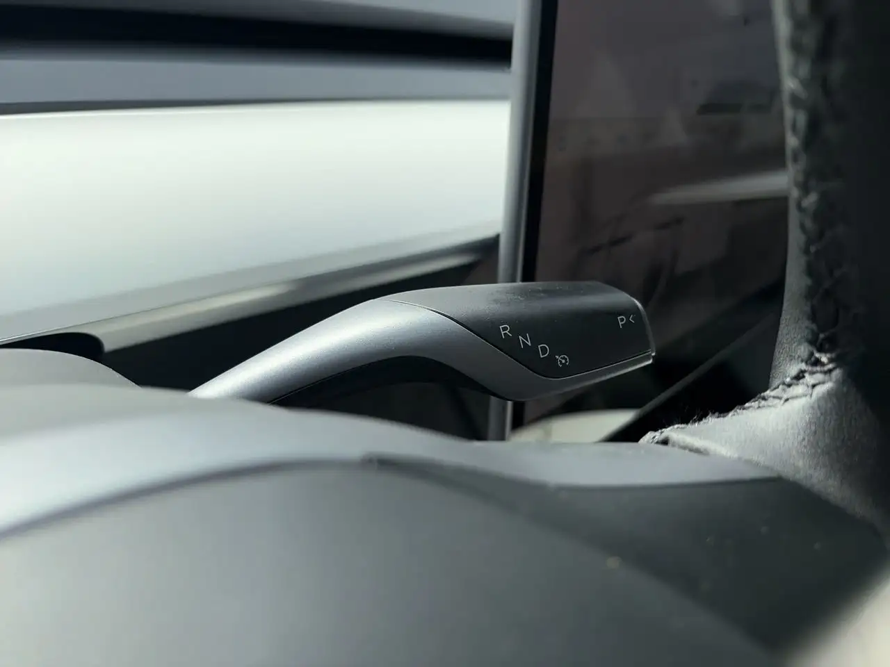 Tesla Model Y - Image 28