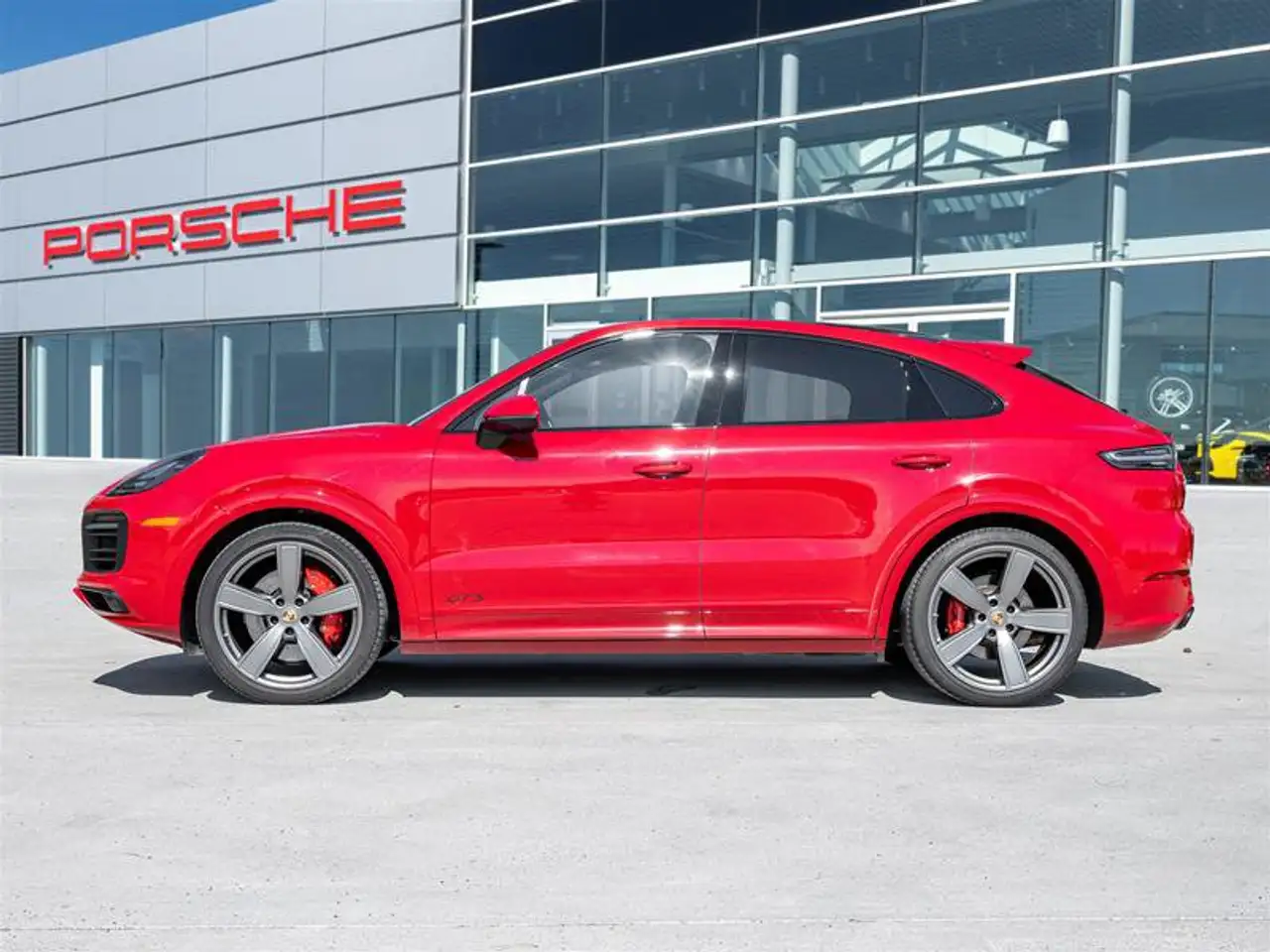 Porsche Cayenne - Image 3