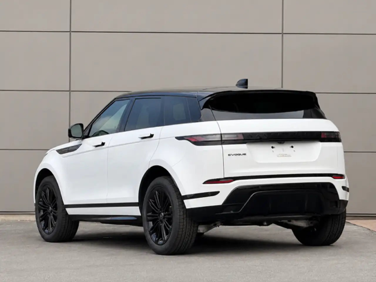 Land Rover Range Rover Evoque - Image 4