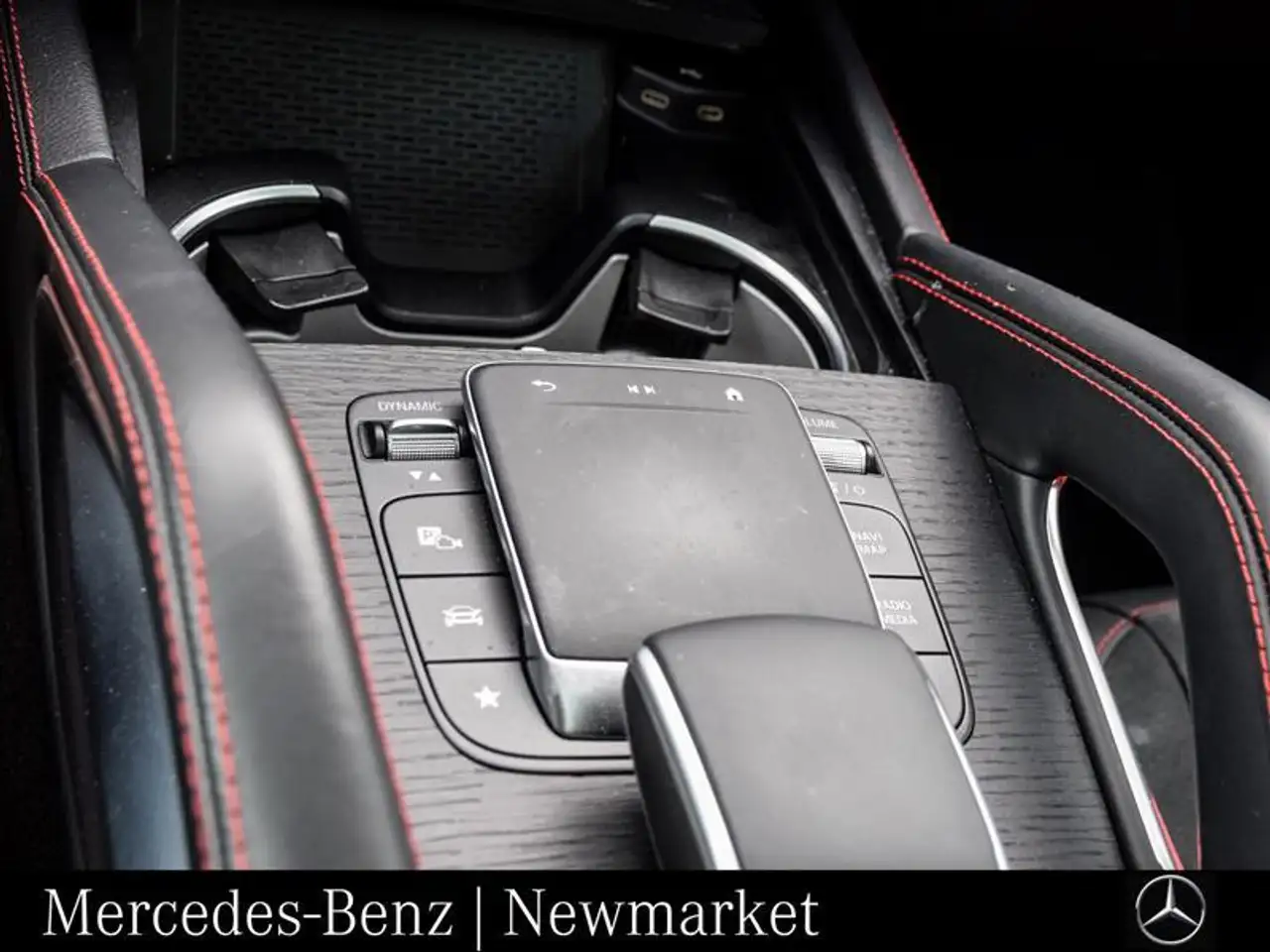 Mercedes-Benz GLE - Image 18
