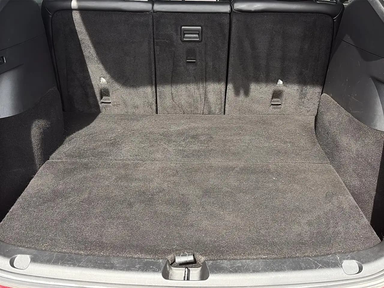 Tesla Model Y - Image 29