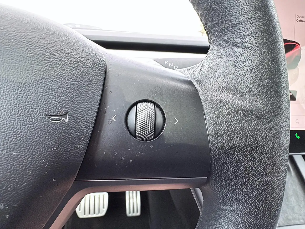 Tesla Model Y - Image 26