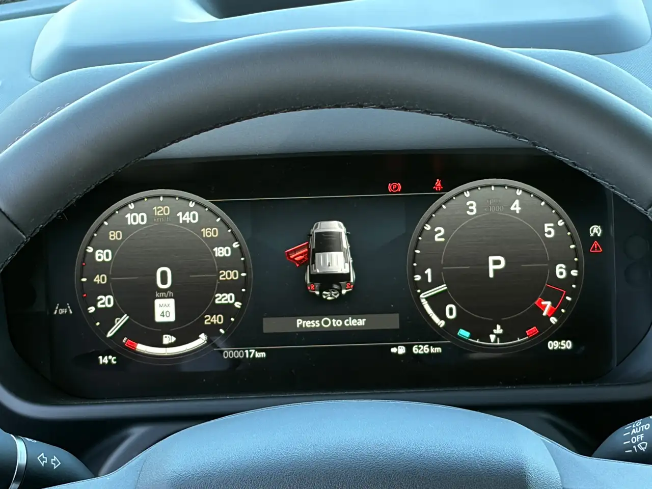 Land Rover Defender - Image 14