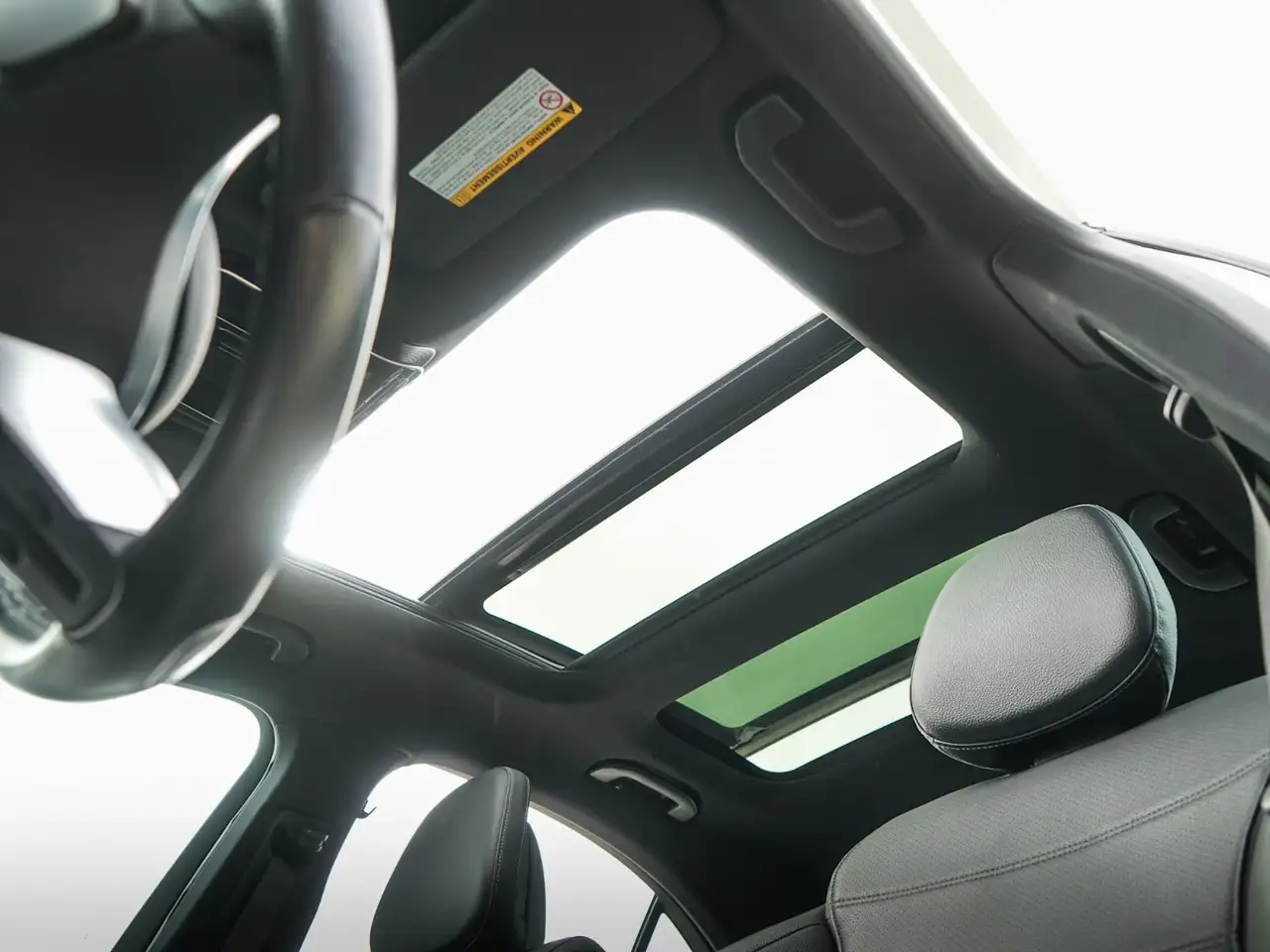 Mercedes-Benz C-Class - Image 26