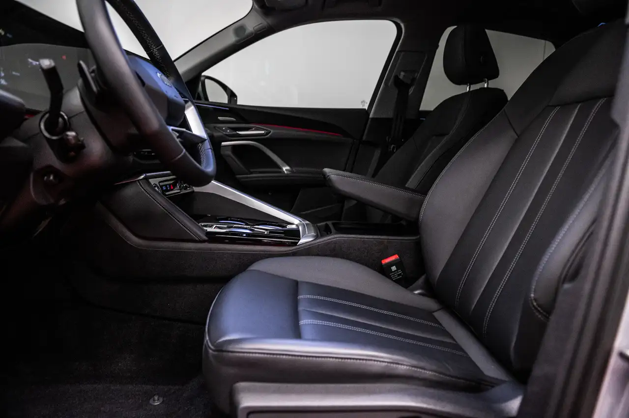 Audi Q5 - Image 13