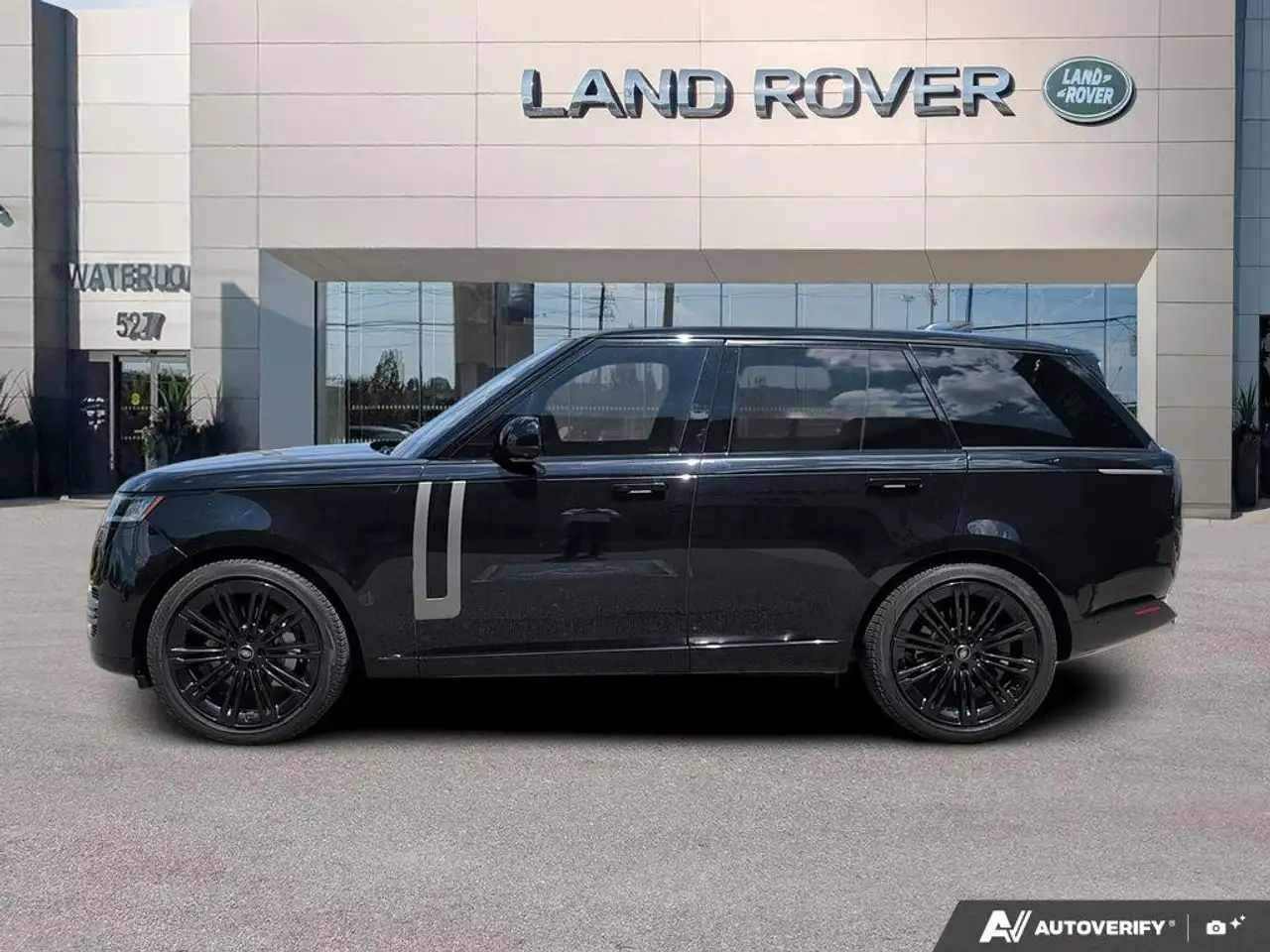 Land Rover Range Rover - Image 3