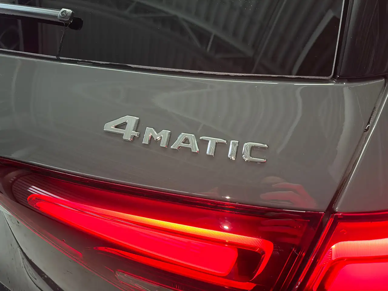 Mercedes-Benz GLE - Image 28