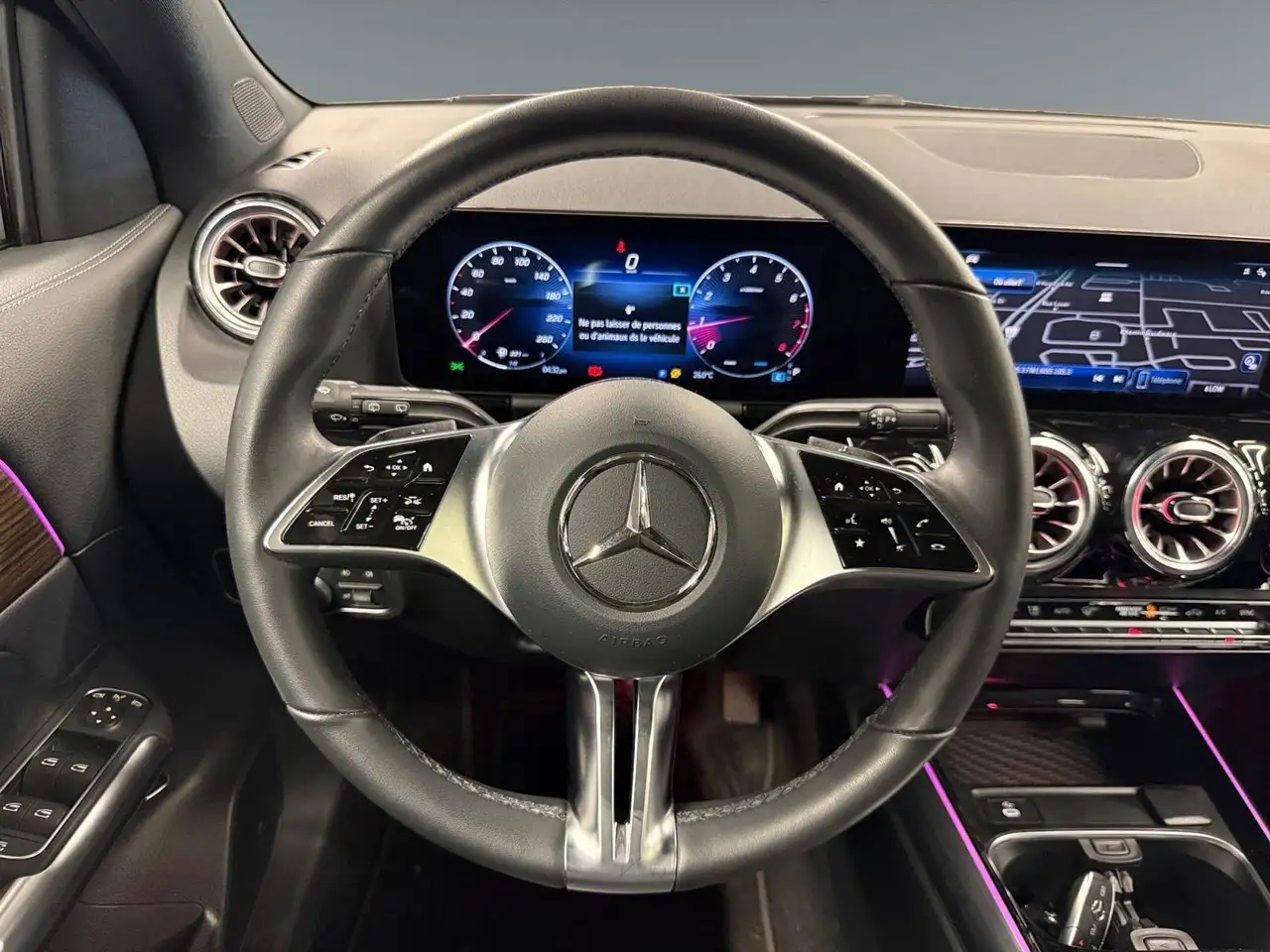 Mercedes-Benz GLA - Image 13