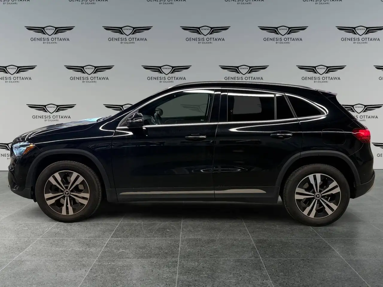 Mercedes-Benz GLA - Image 2