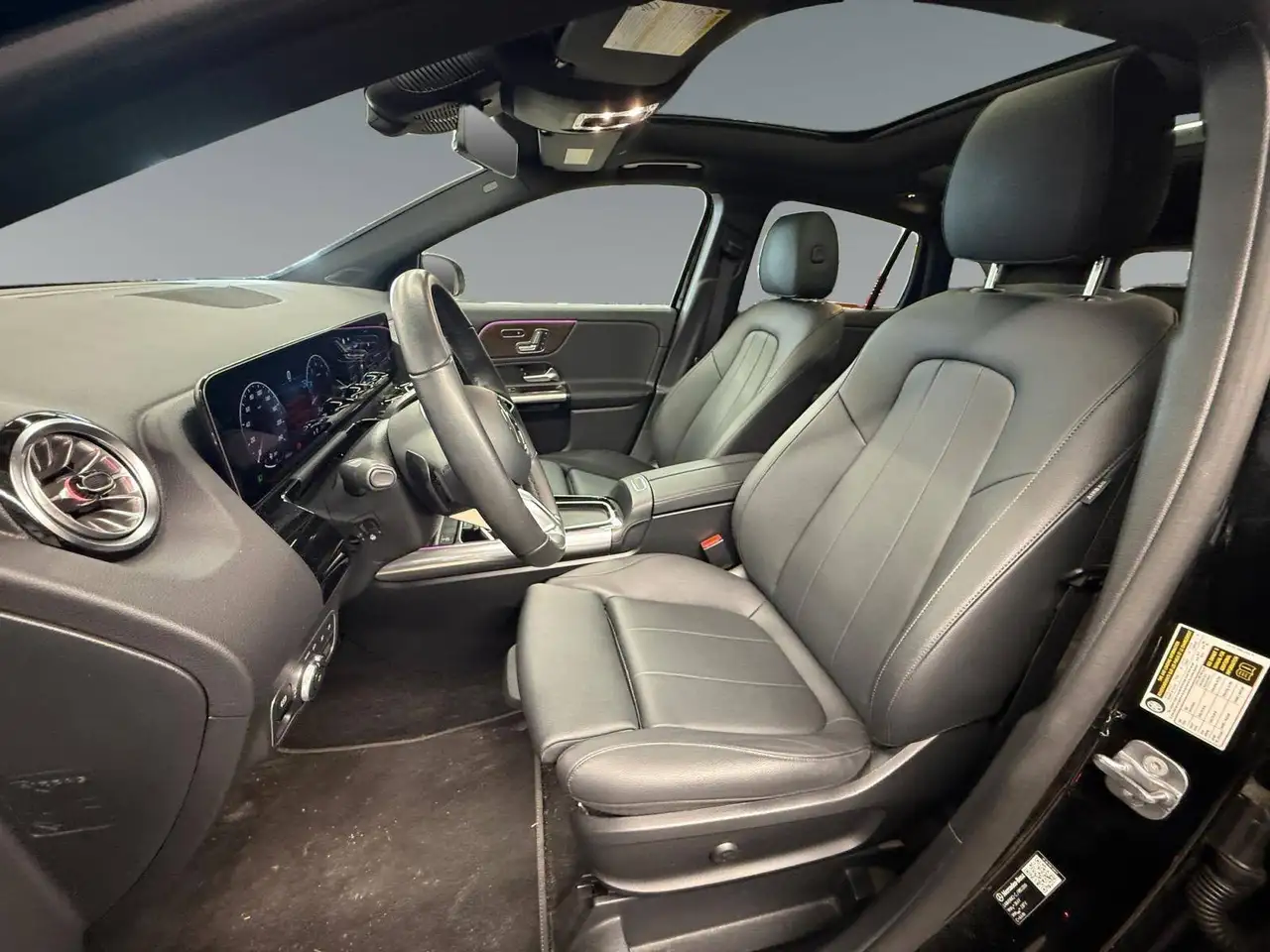 Mercedes-Benz GLA - Image 10