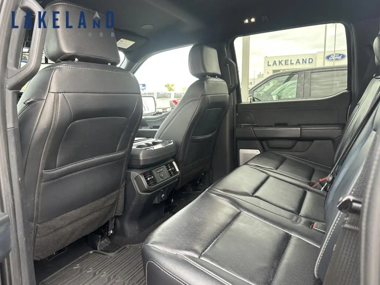 Ford F-150 - Image 23