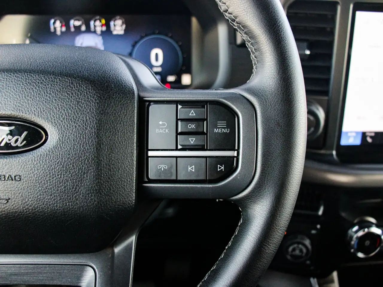 Ford F-150 - Image 21