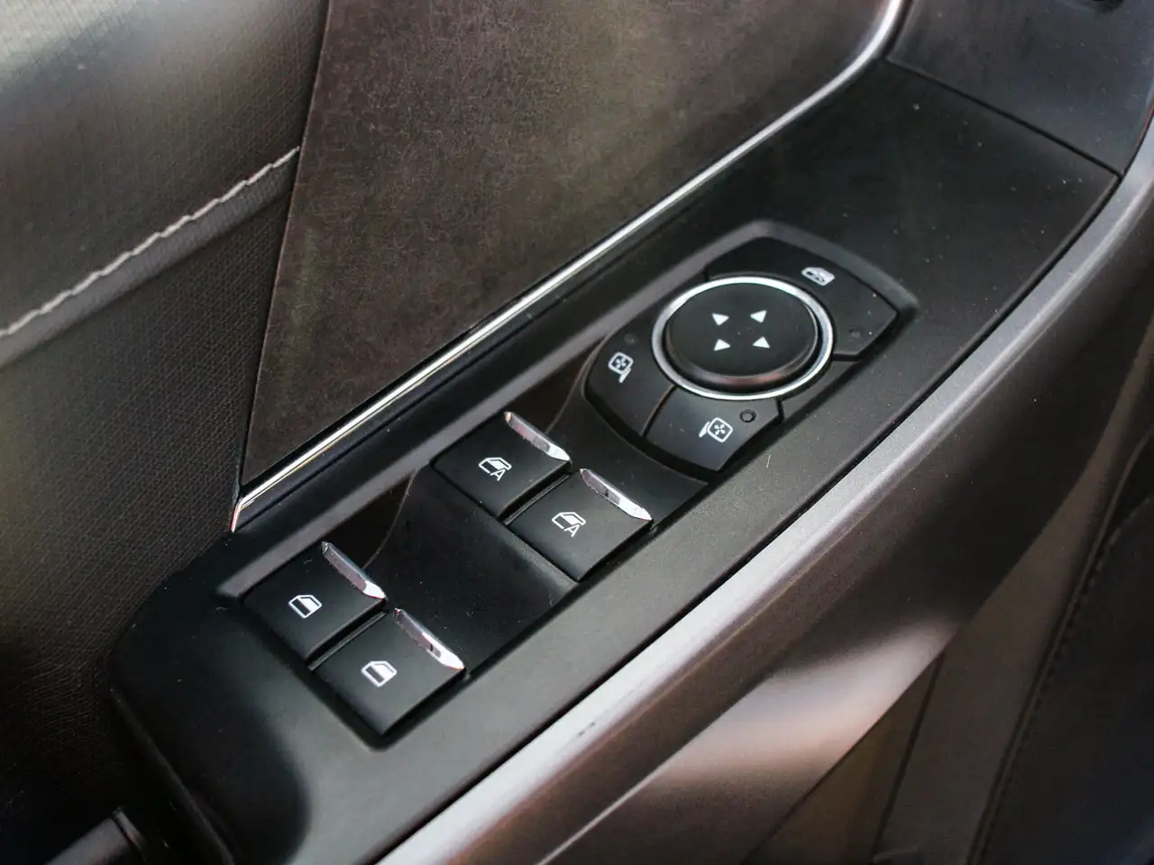 Ford F-150 - Image 16