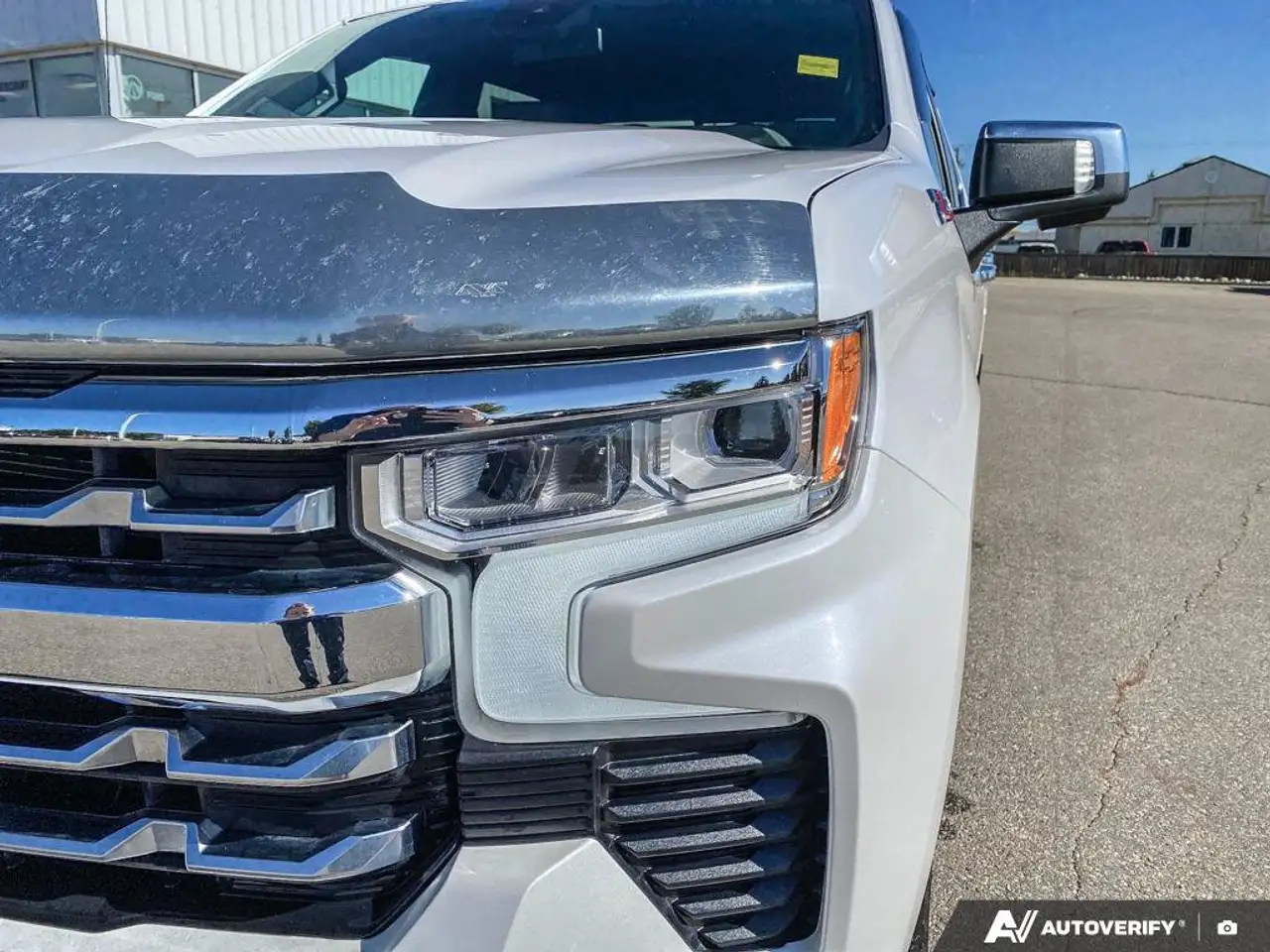 Chevrolet Silverado 1500 - Image 8