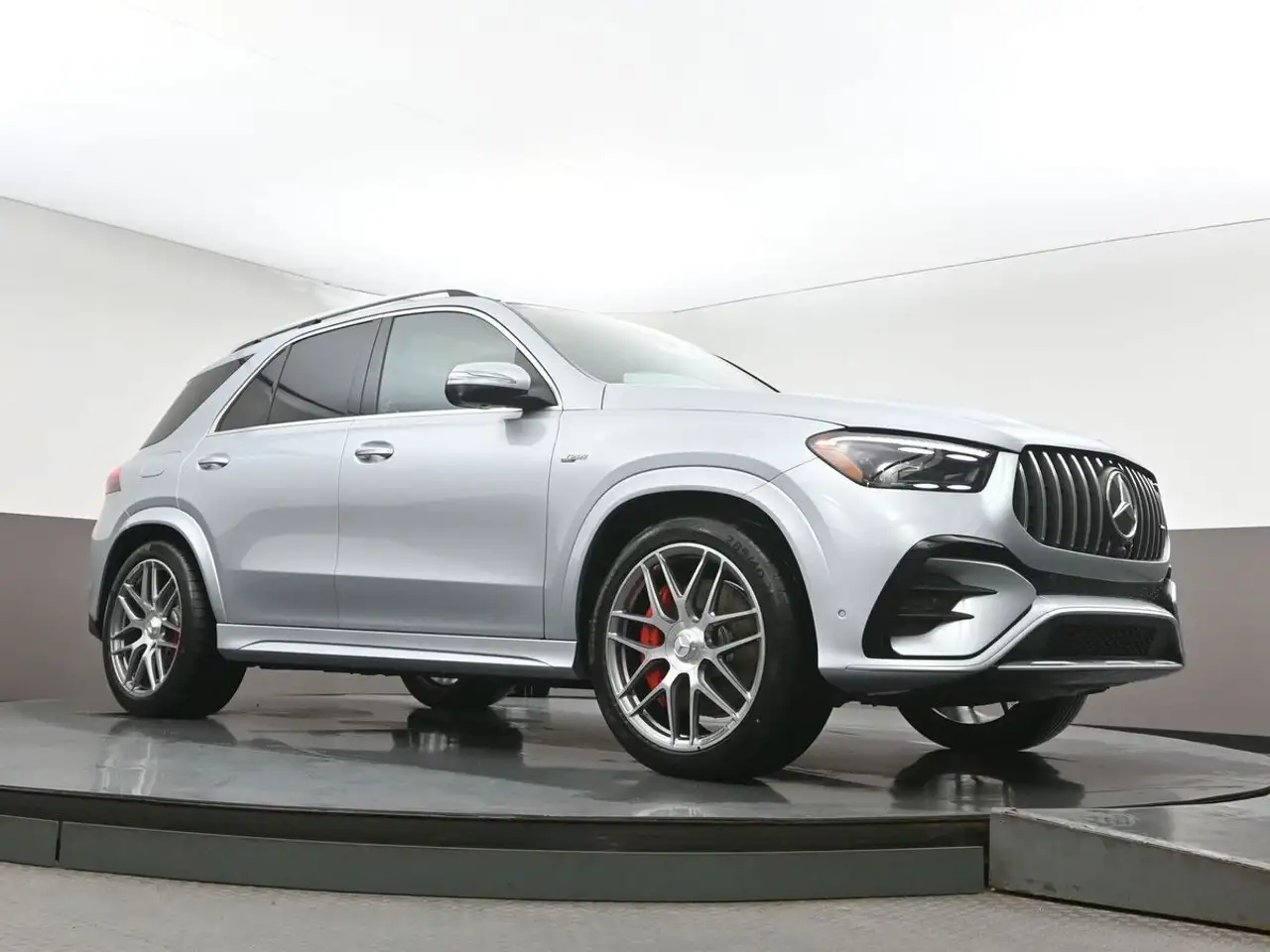 Mercedes-Benz GLE - Image 43