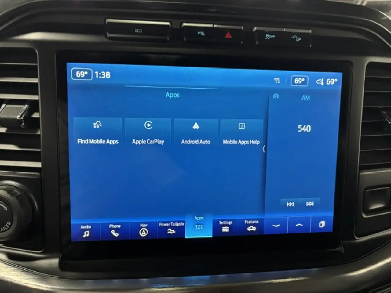 Ford F-150 - Image 22