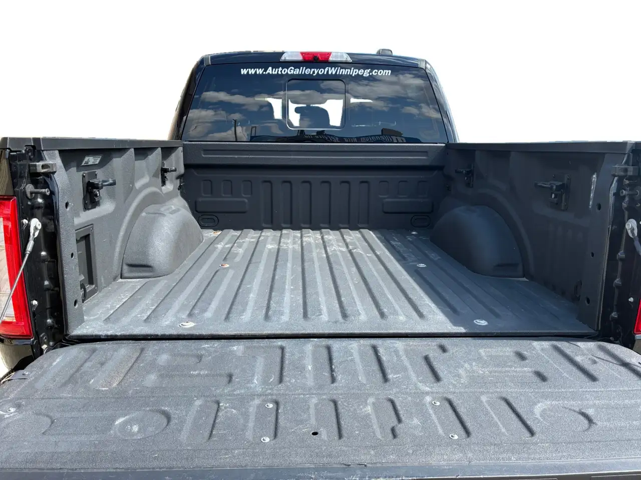 Ford F-150 - Image 19