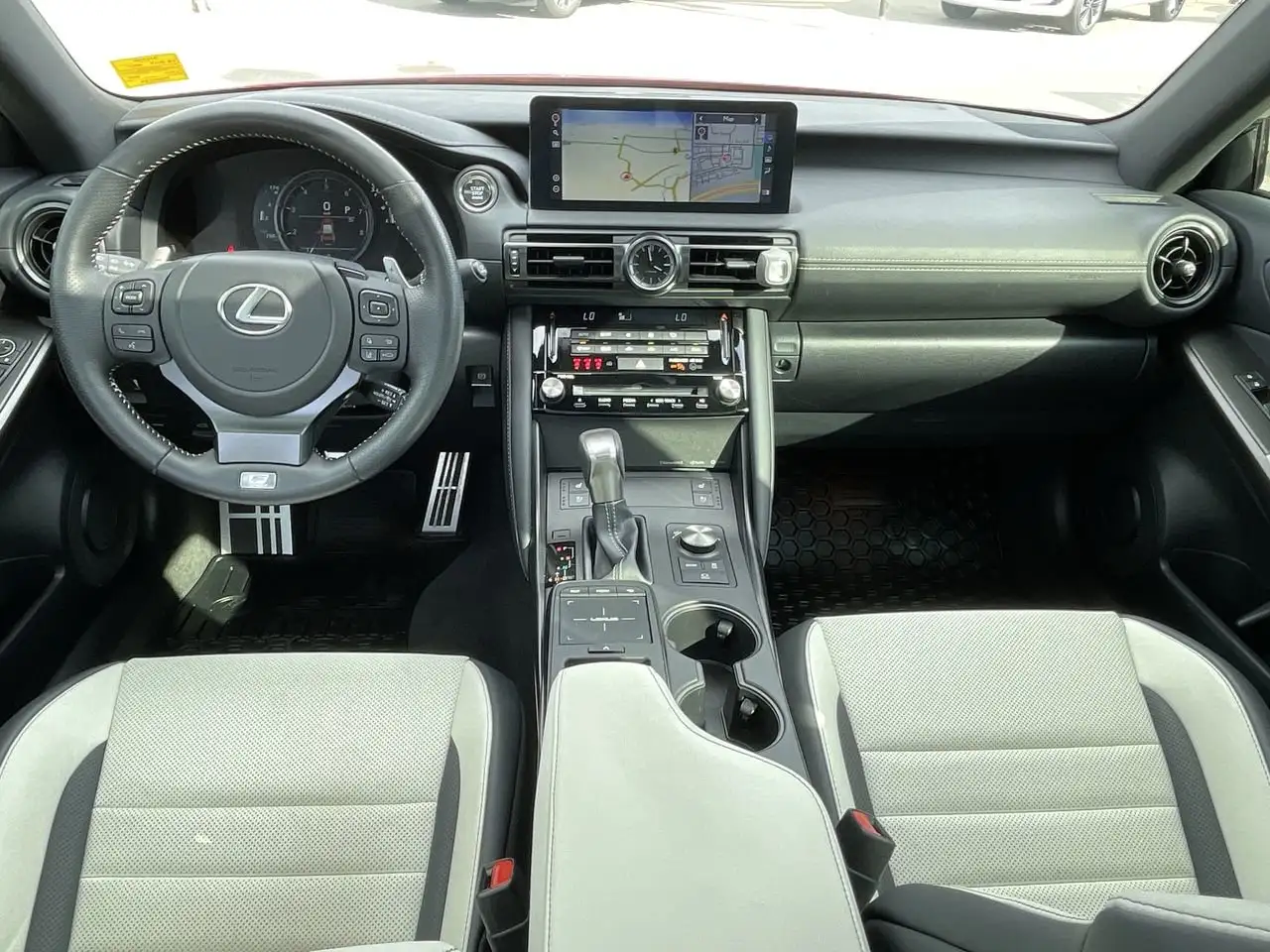 Lexus IS - Image 29