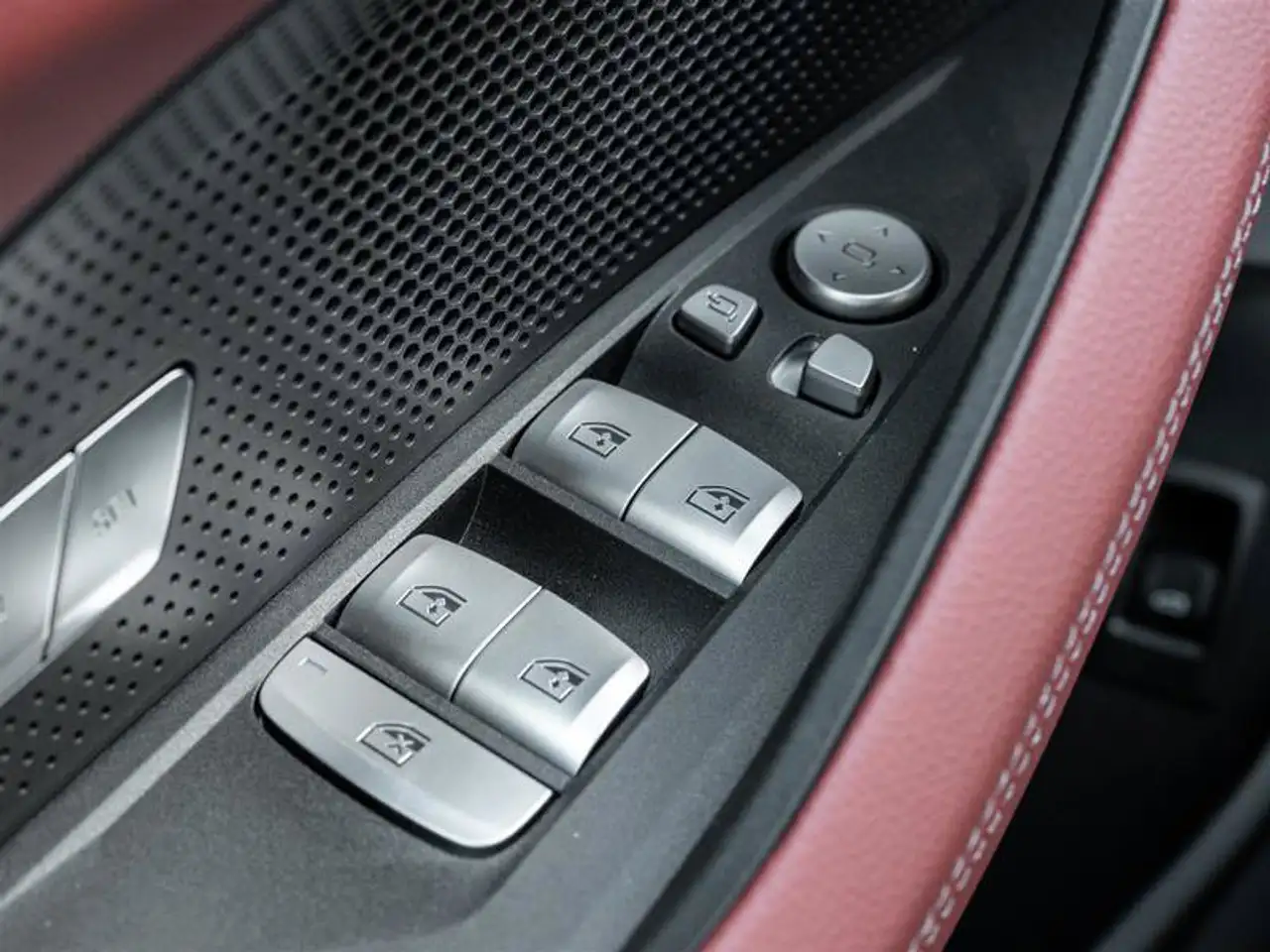 BMW 4 Series - Image 15