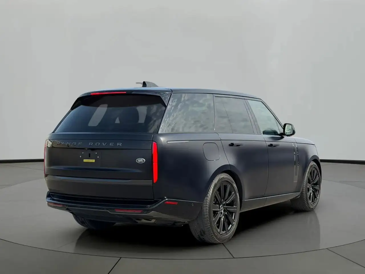 Land Rover Range Rover - Image 4