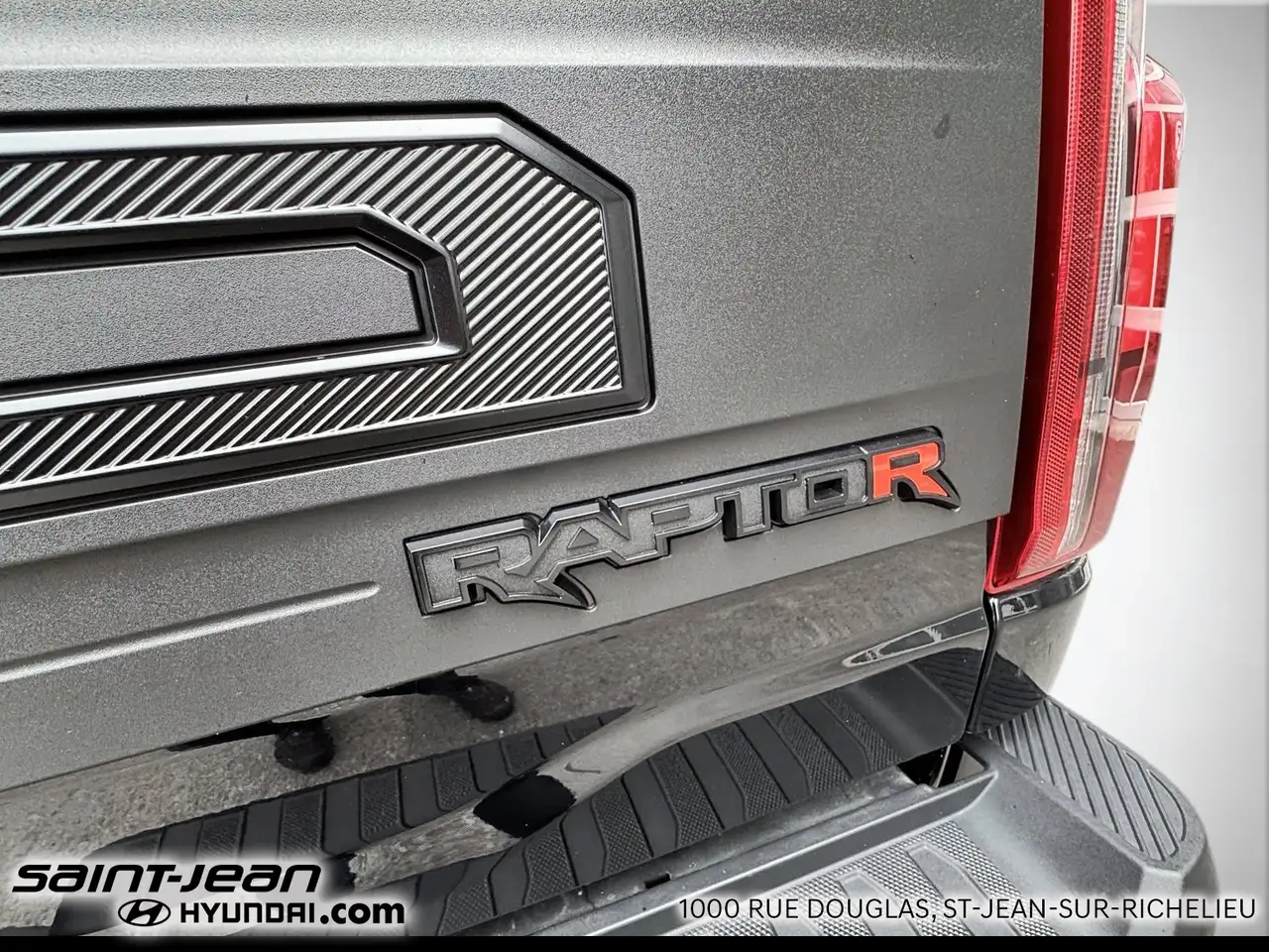 Ford F-150 - Image 8