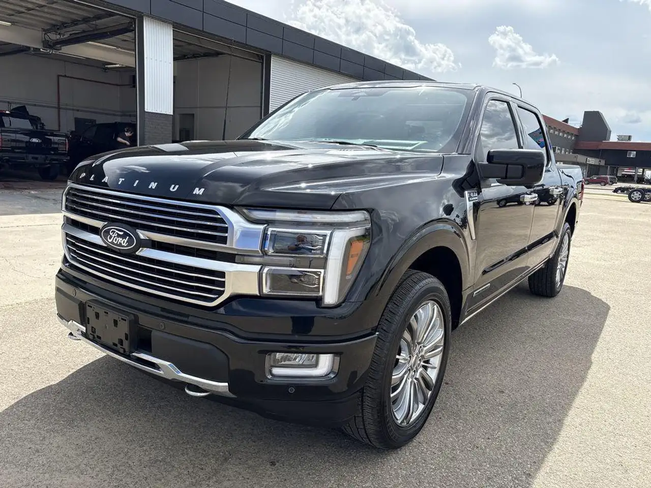 Ford F-150 - Image 2