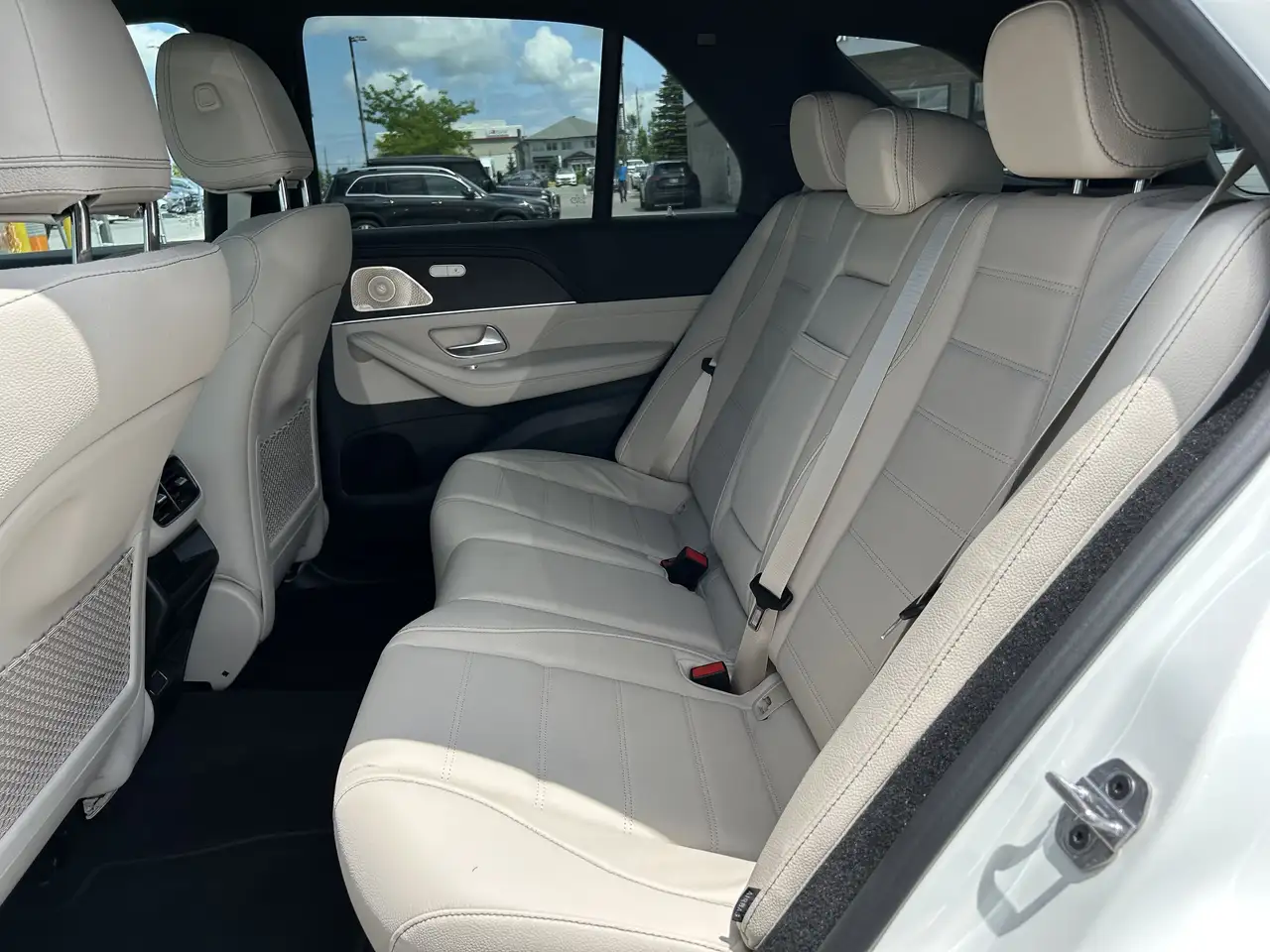 Mercedes-Benz GLE - Image 13