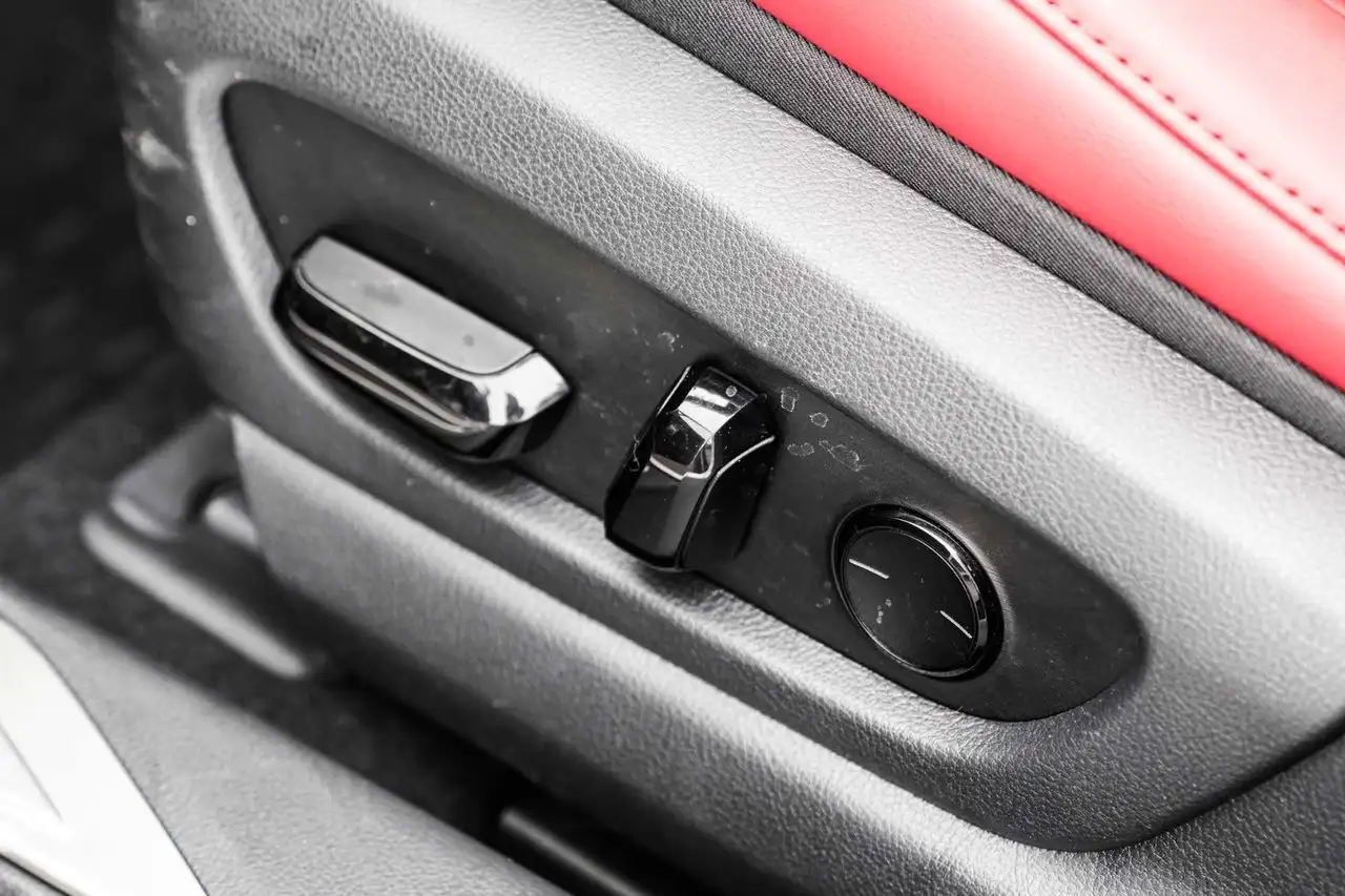 Lexus UX - Image 19