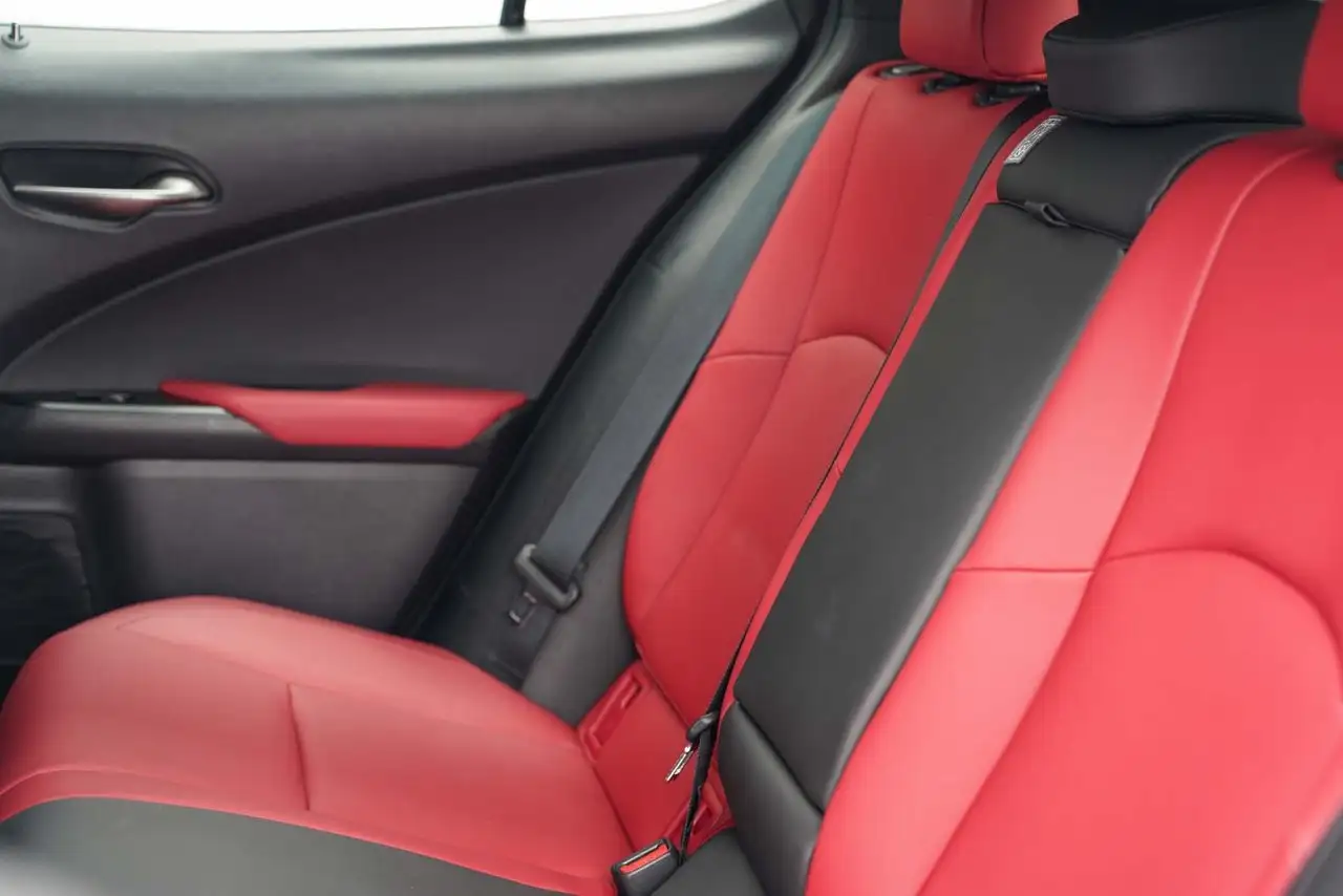 Lexus UX - Image 22