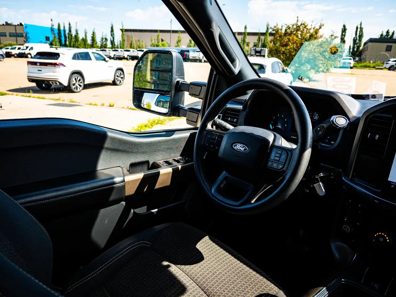 Ford F-150 - Image 27