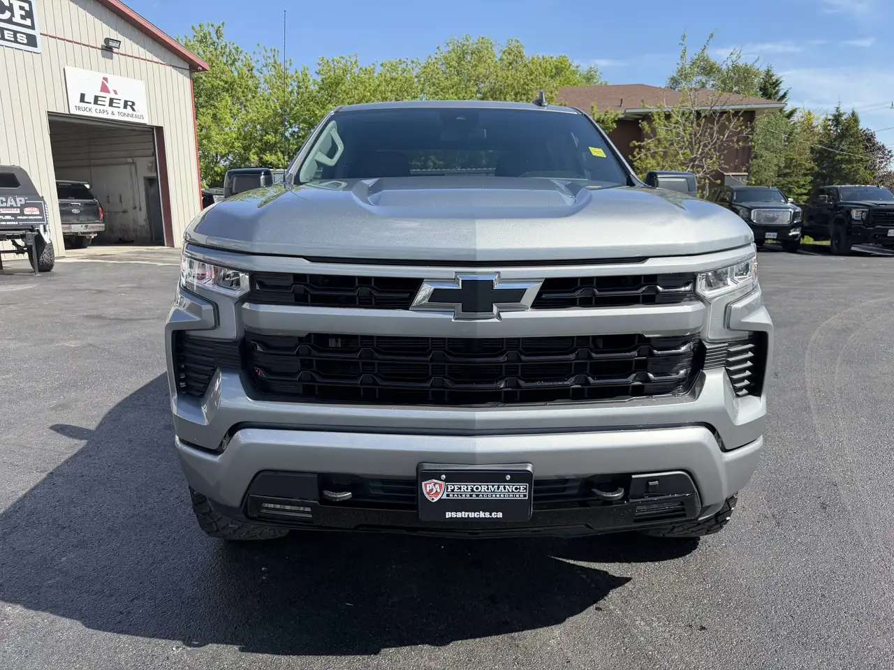 Chevrolet Silverado 1500 - Image 10