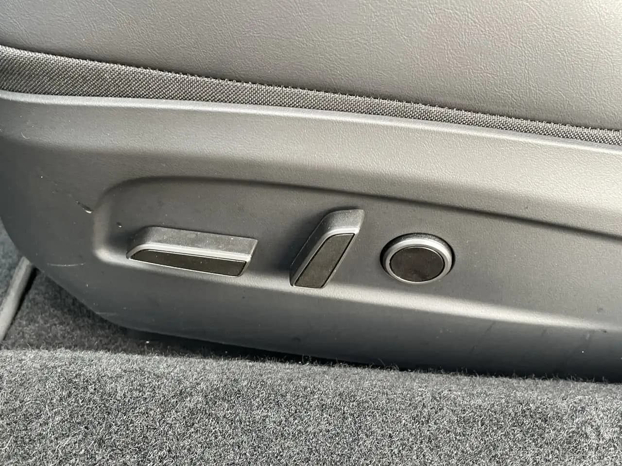 Tesla Model 3 - Image 20