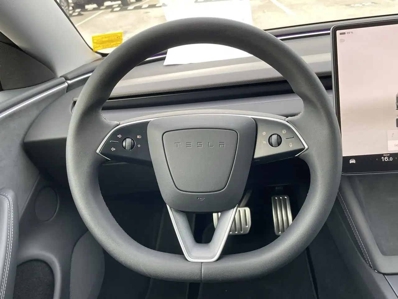 Tesla Model 3 - Image 22