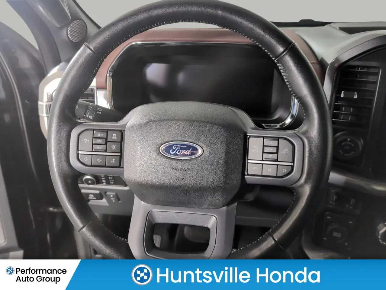 Ford F-150 - Image 17