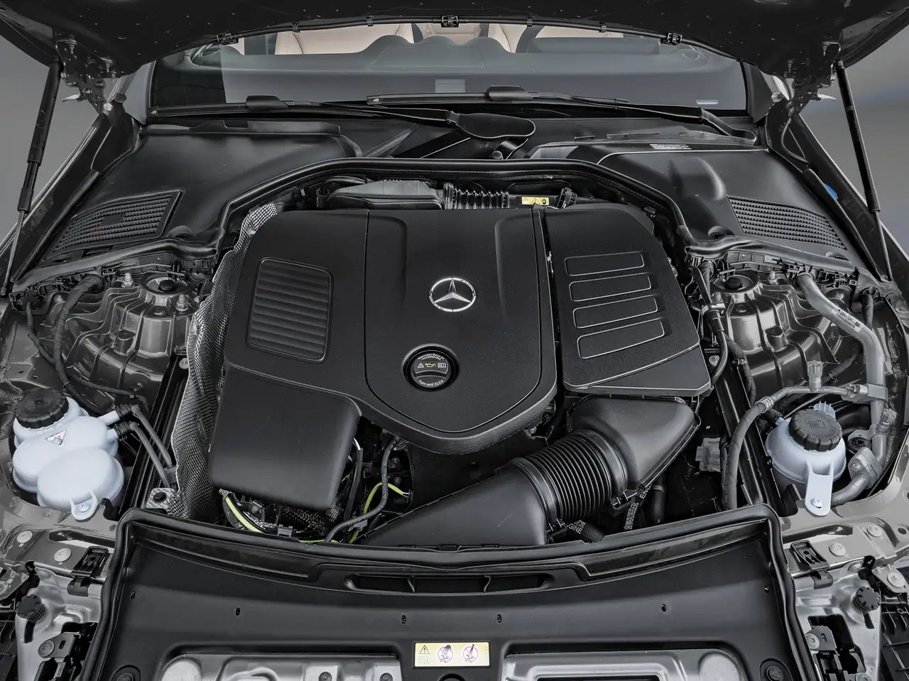 Mercedes-Benz C-Class - Image 8