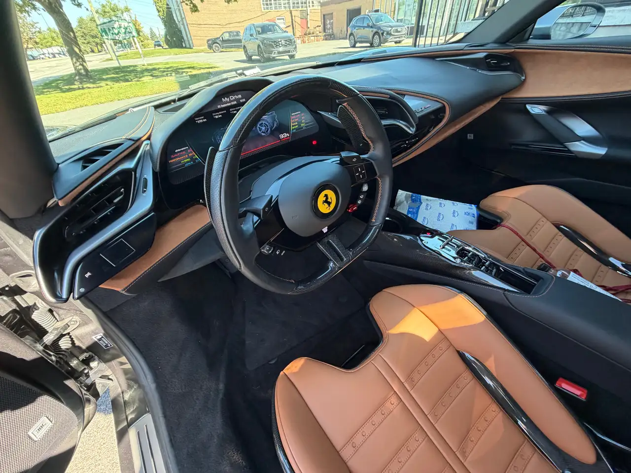 Ferrari SF90 Spider - Image 19
