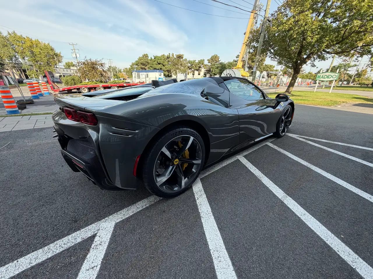 Ferrari SF90 Spider - Image 14