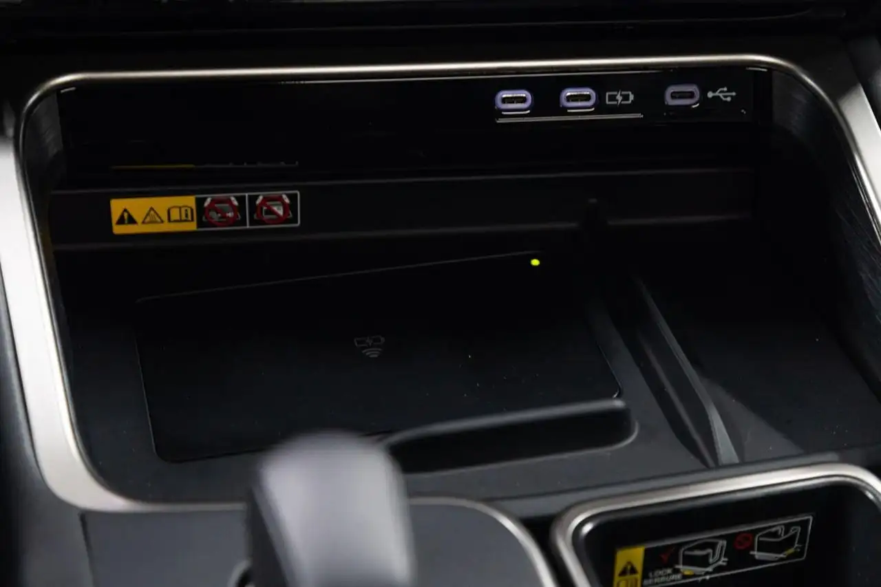 Lexus TX 350 - Image 17